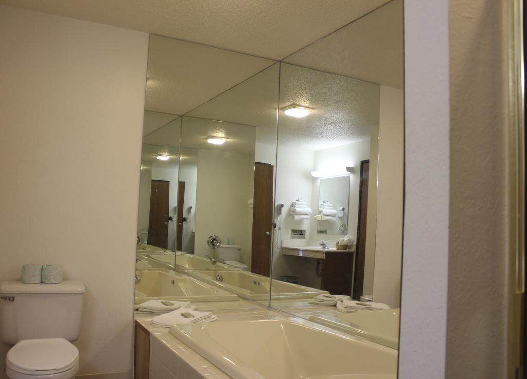 Motel 6-Saukville, Wi Ngoại thất bức ảnh