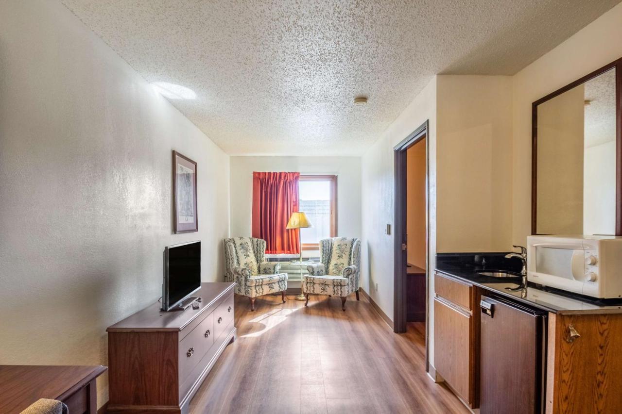 Motel 6-Saukville, Wi Ngoại thất bức ảnh