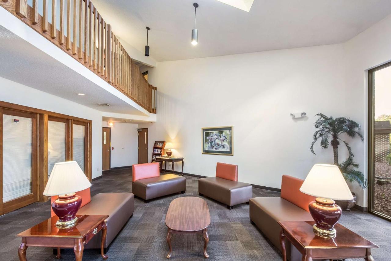 Motel 6-Saukville, Wi Ngoại thất bức ảnh