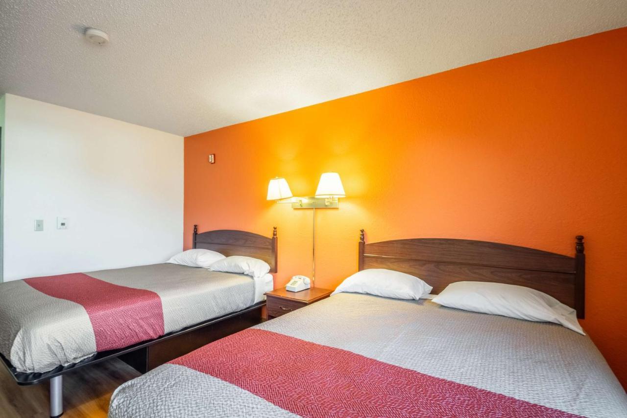 Motel 6-Saukville, Wi Ngoại thất bức ảnh